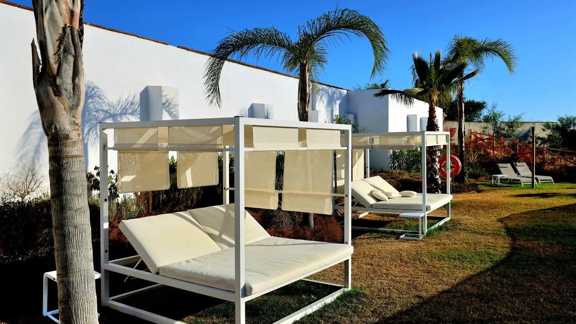 Apartment Modern Three Bedroom Apart- 6 Pools- Gym -Sun 482 Estepona Spain
